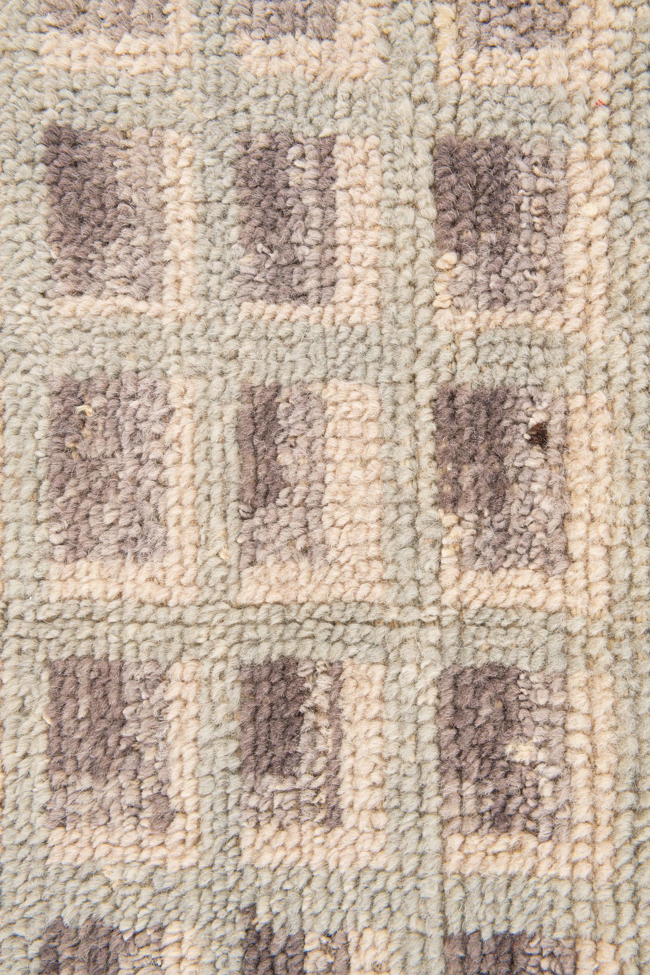 8' 5 x 9' 10 Hand Knotted Moroccan Wool Rug