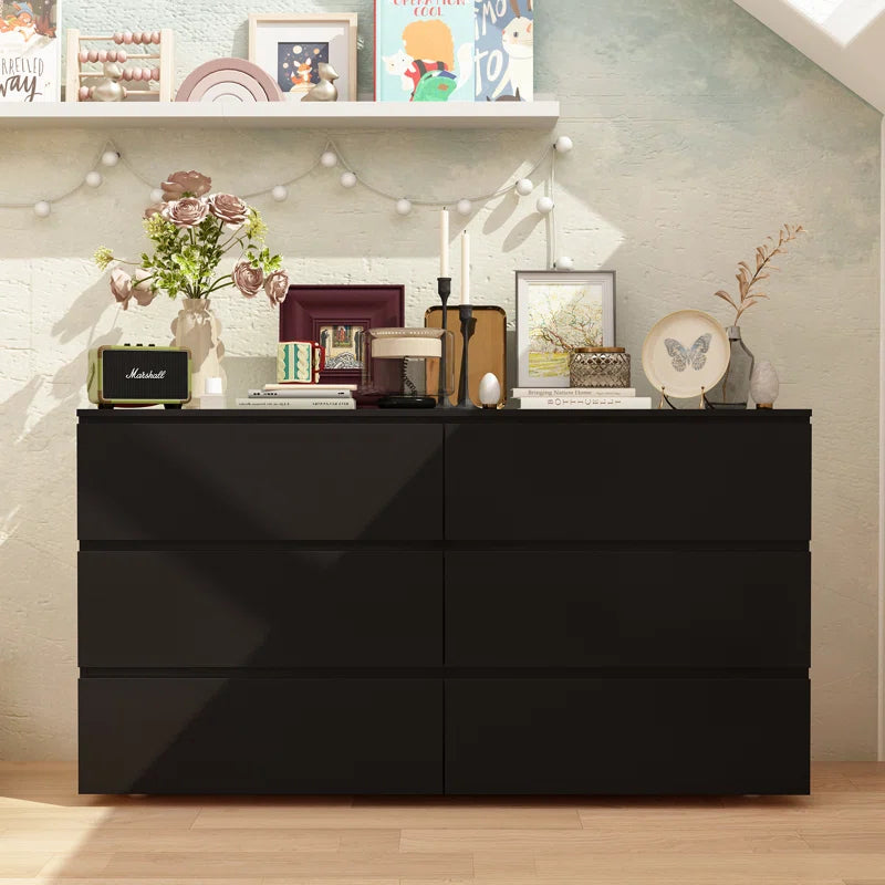 6-Drawer Dresser With Strong Storage