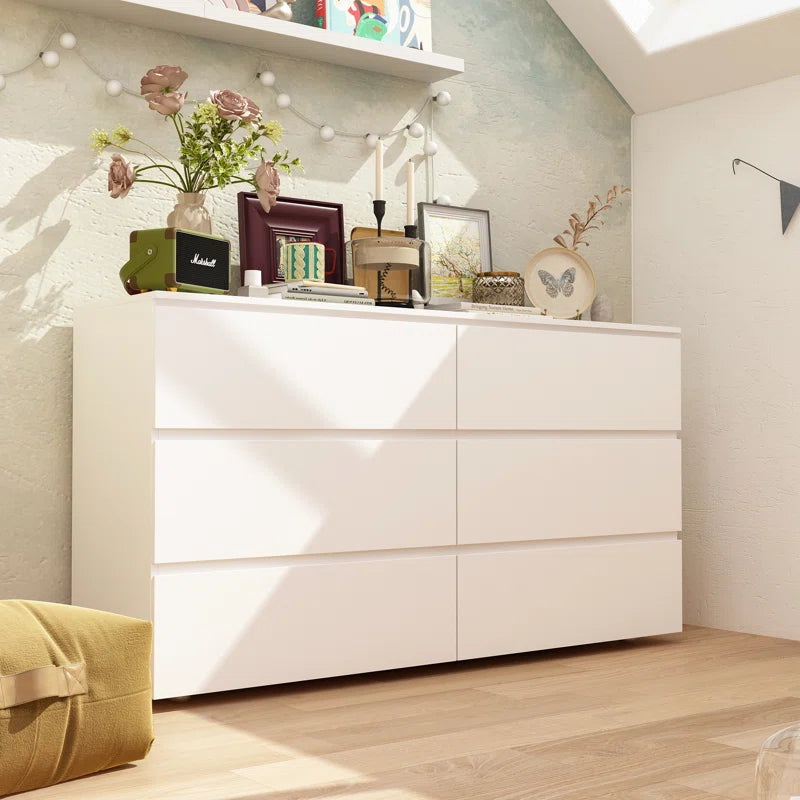 6-Drawer Dresser With Strong Storage