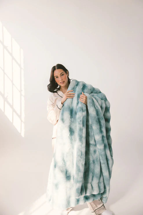 Extreme Ultra Cloud Blanket
