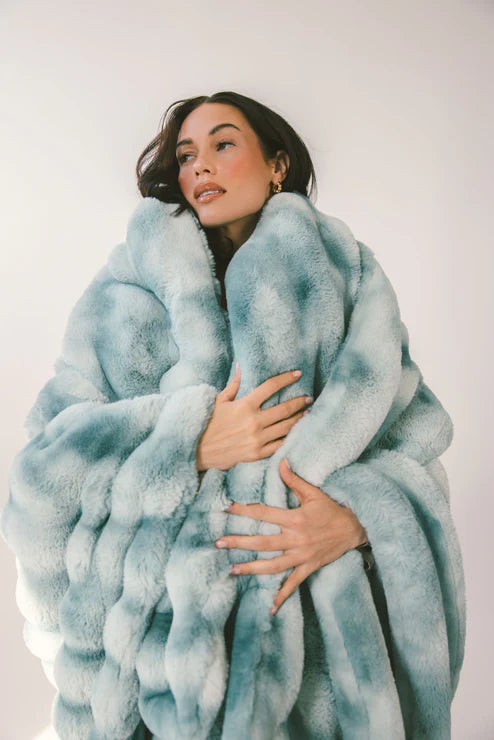 Extreme Ultra Cloud Blanket