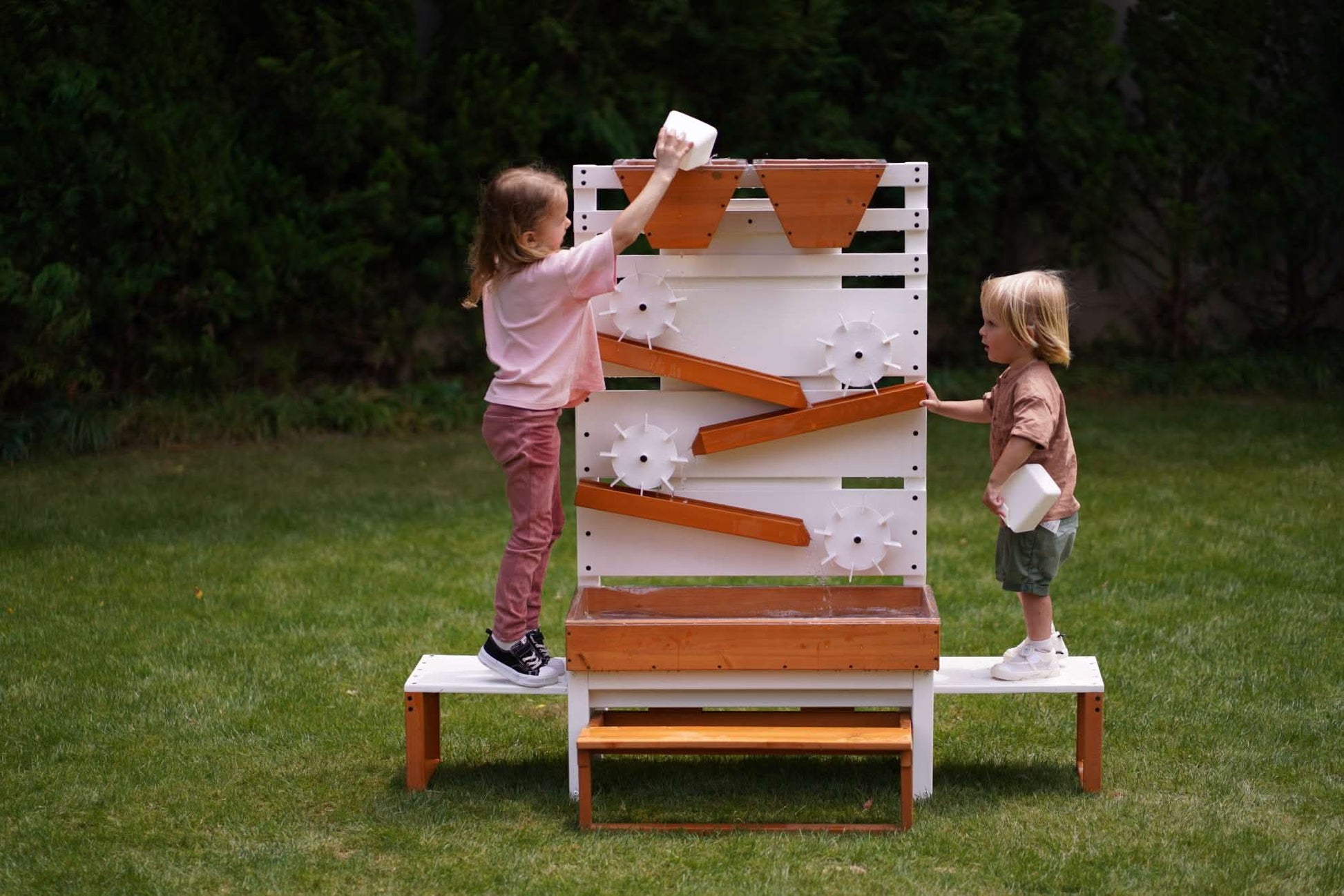 Avenlur Large Wooden Water Table – Multi-Level Sensory Play Station