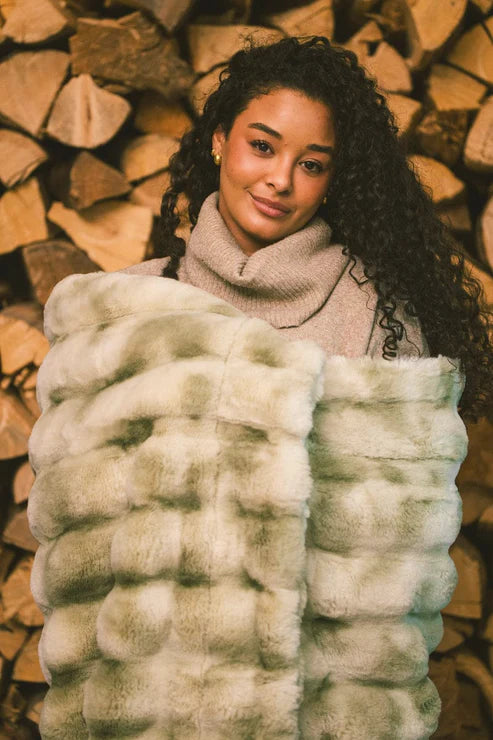 Extreme Ultra Cloud Blanket