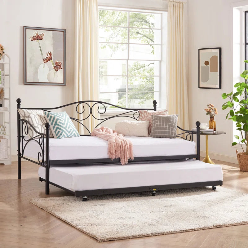 Korecky Daybed with Trundle