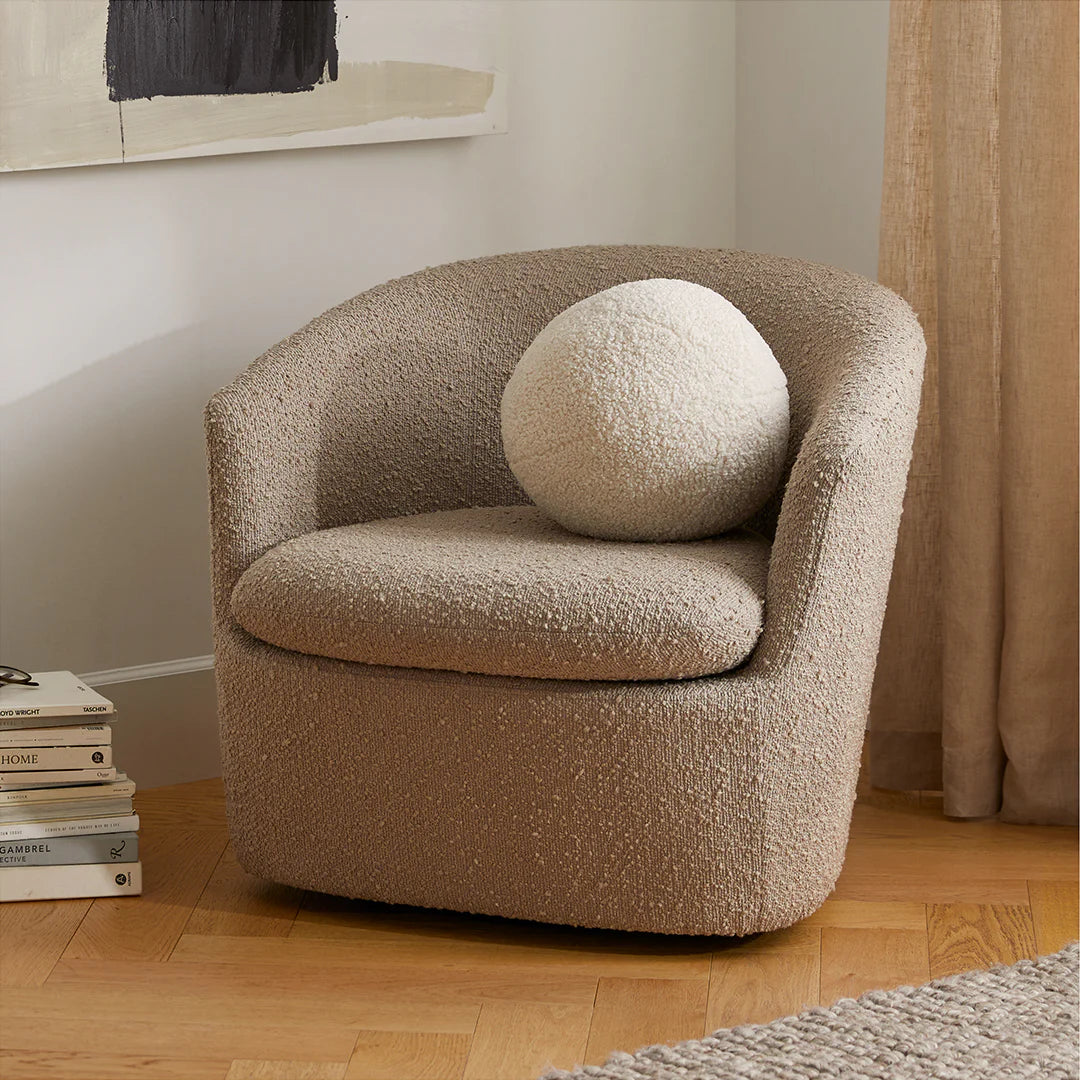 Turoy 32.5" Swivel Lounge Chair