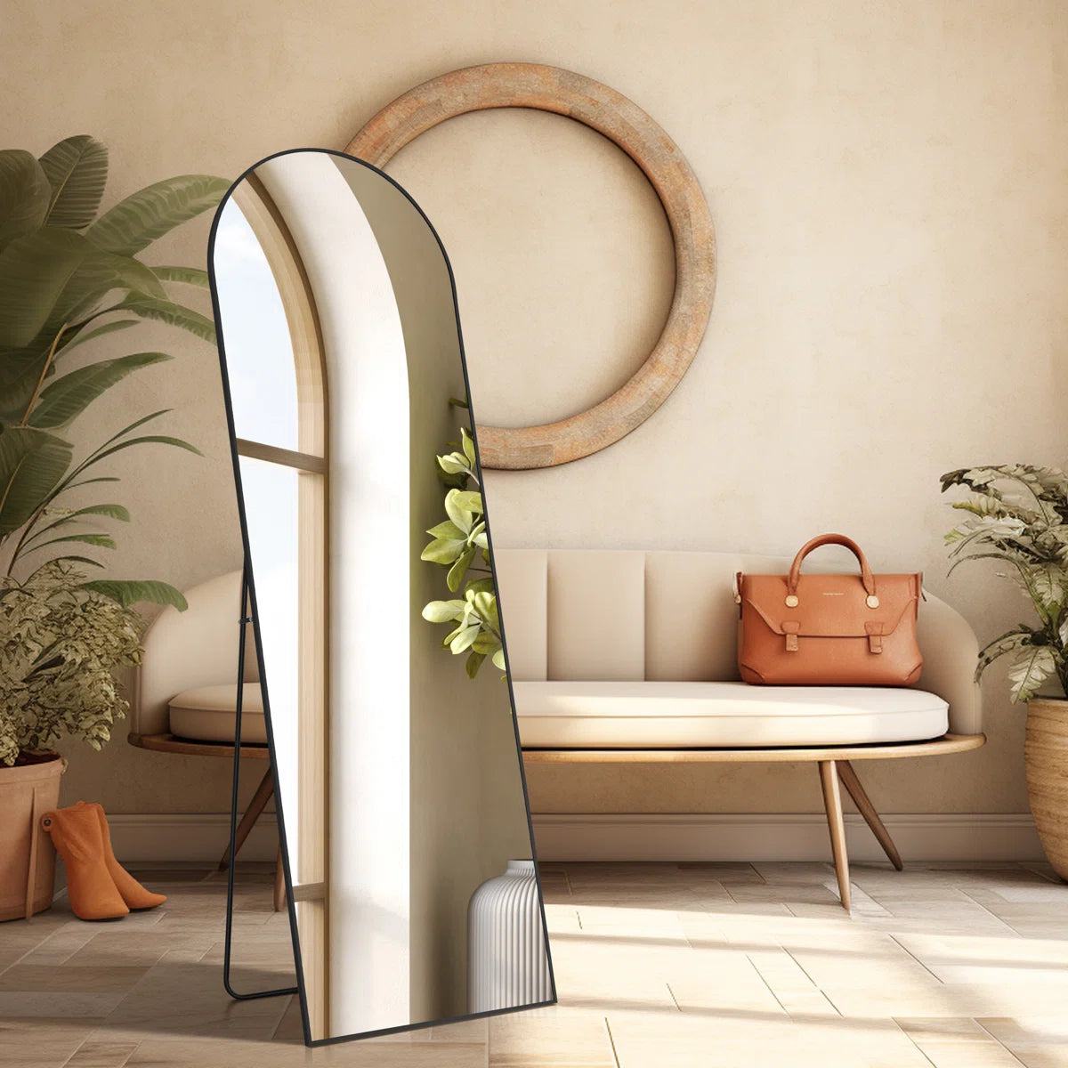 Nayelis Metal Arch Mirror