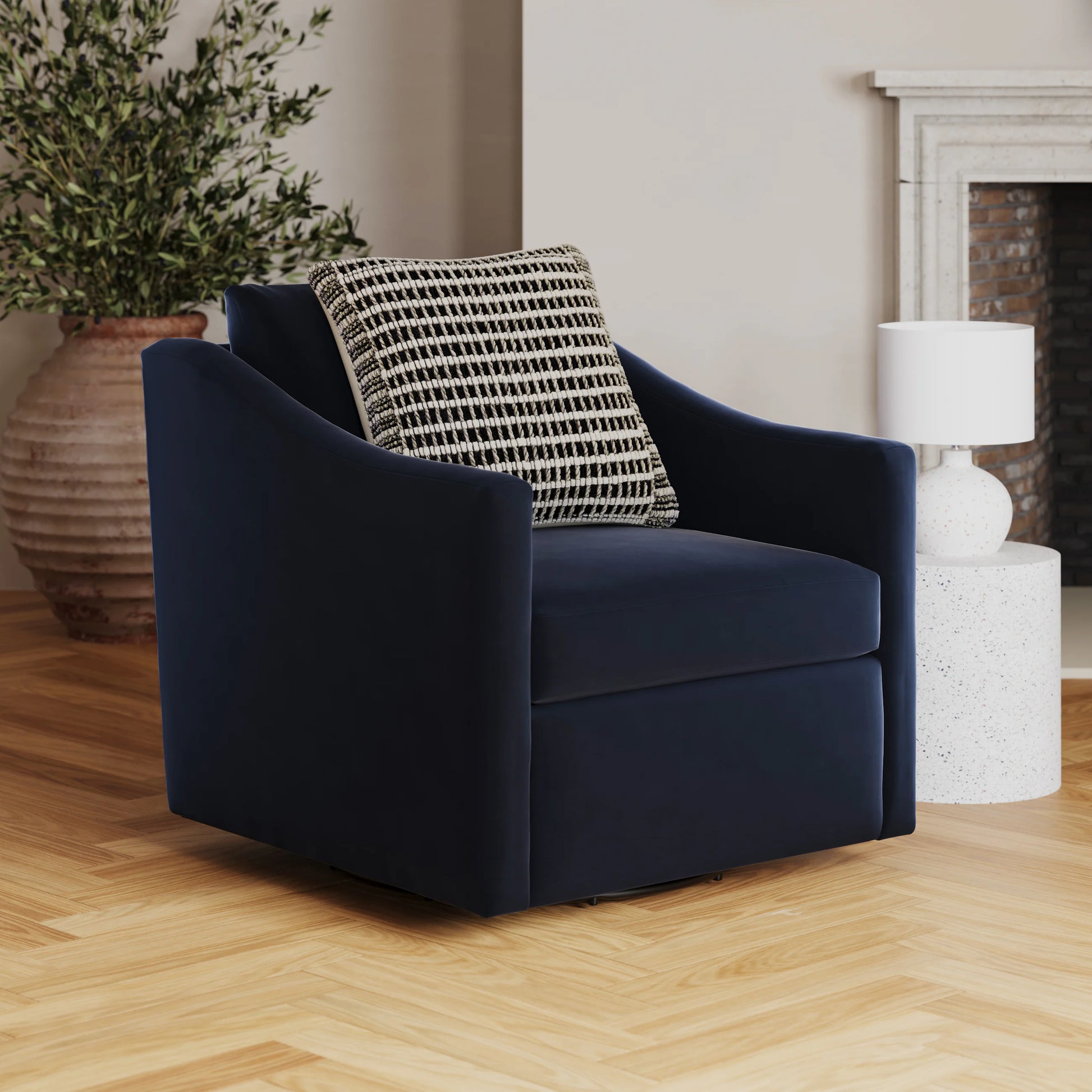 Landry 32.25" Swivel Lounge Chair