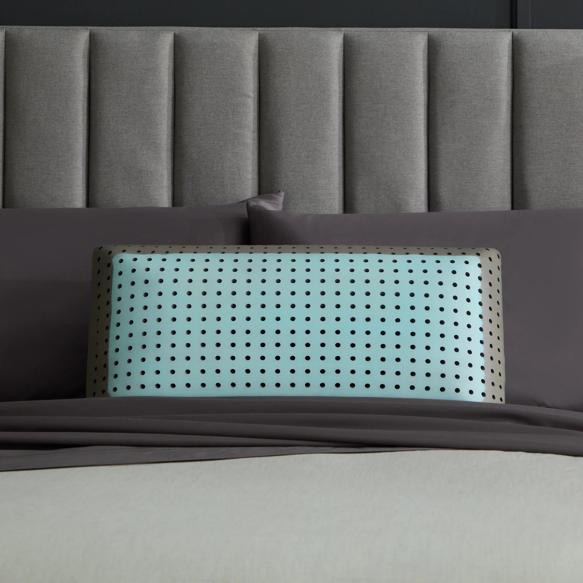 CarbonCool® LT + OmniPhase® Pillow