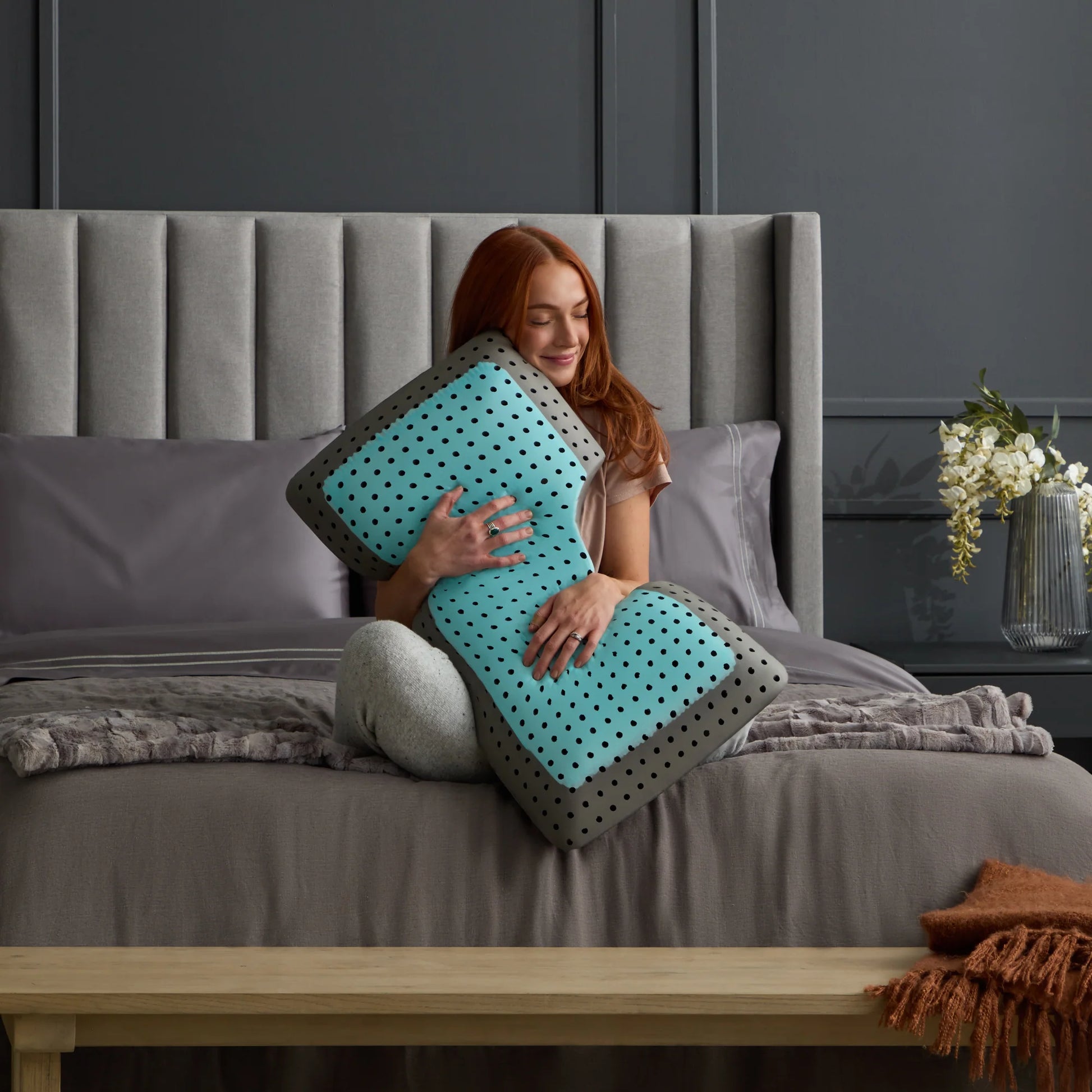 Shoulder CarbonCool® LT + OmniPhase® Pillow