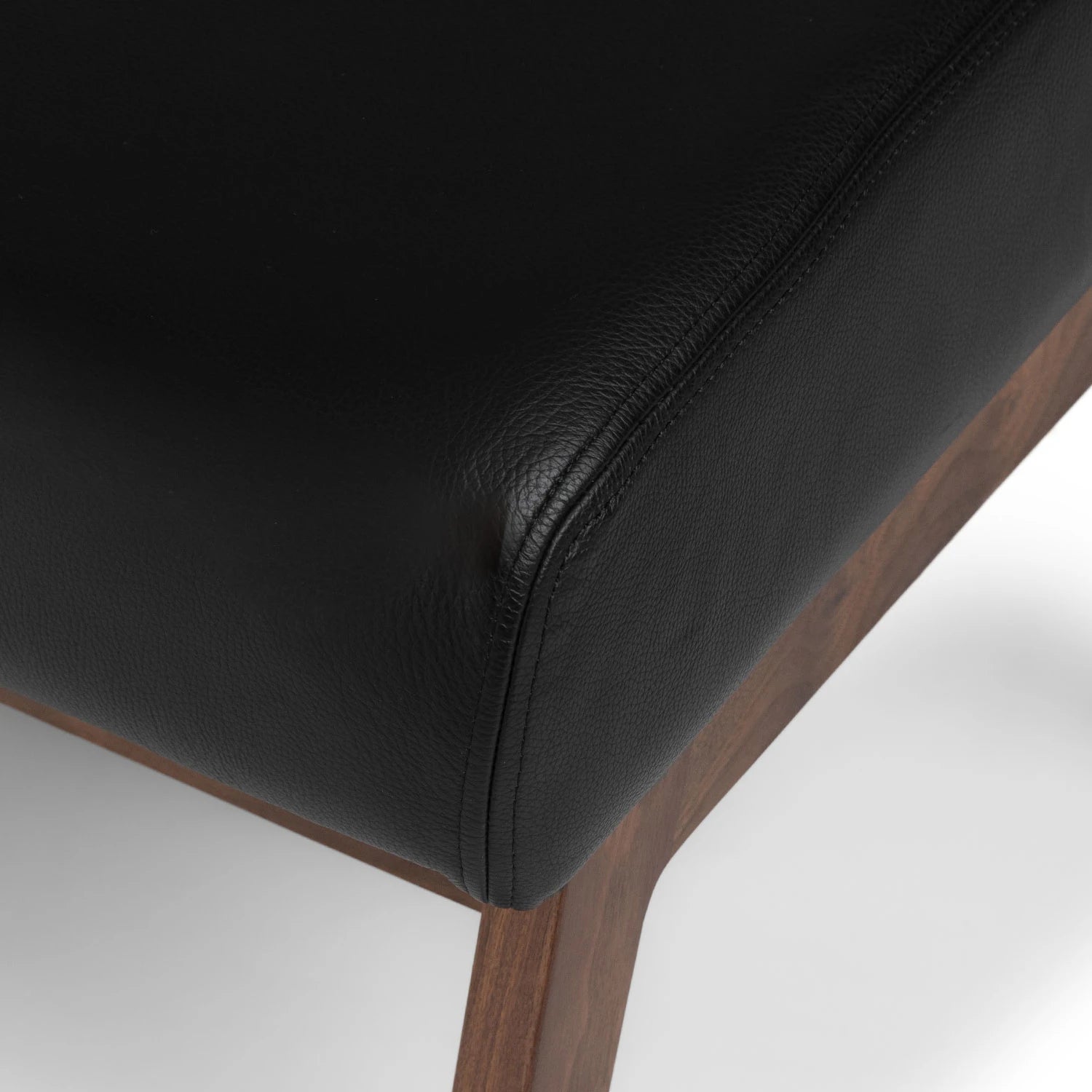 Otio 26" Leather Lounge Set