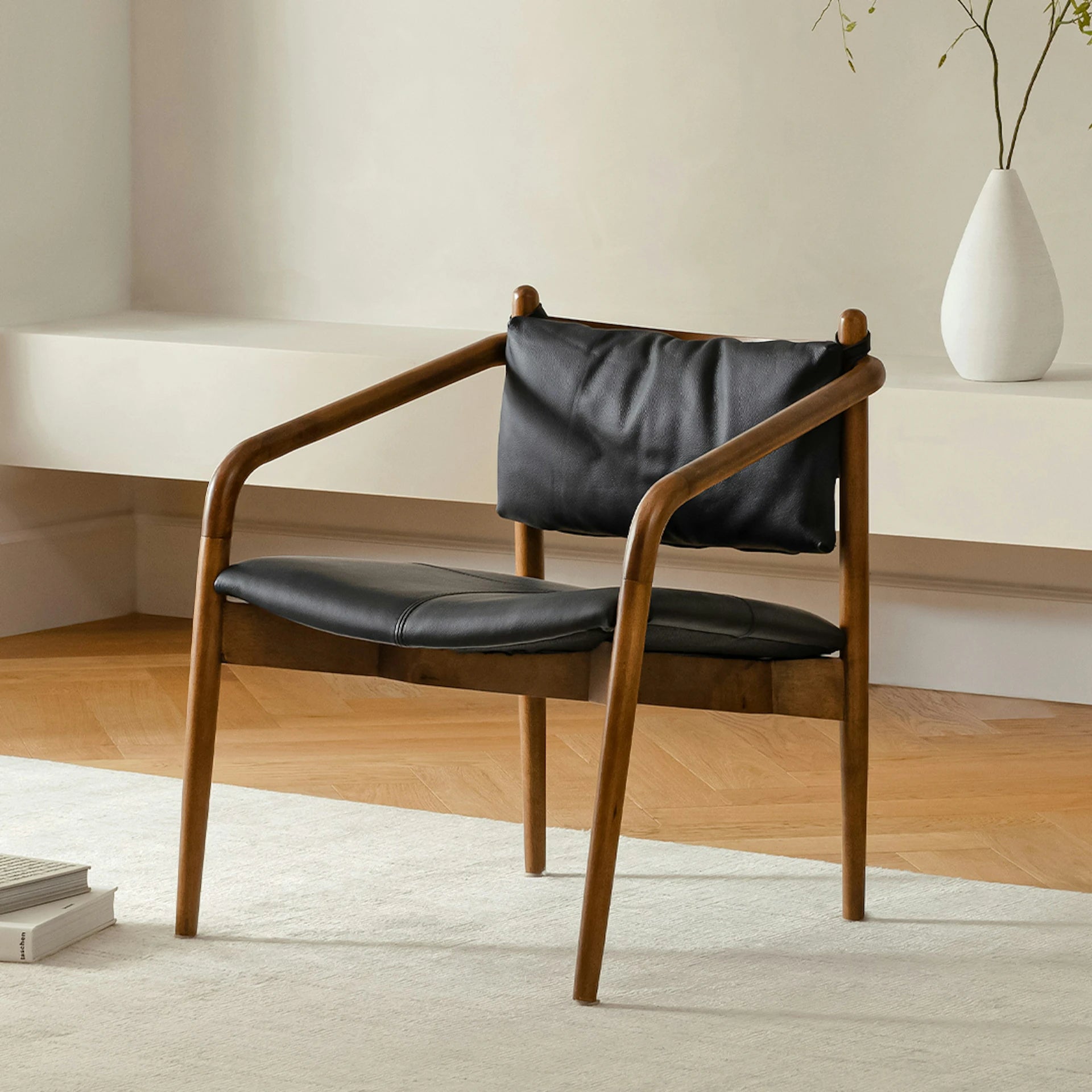 Lento 25" Leather Lounge Chair