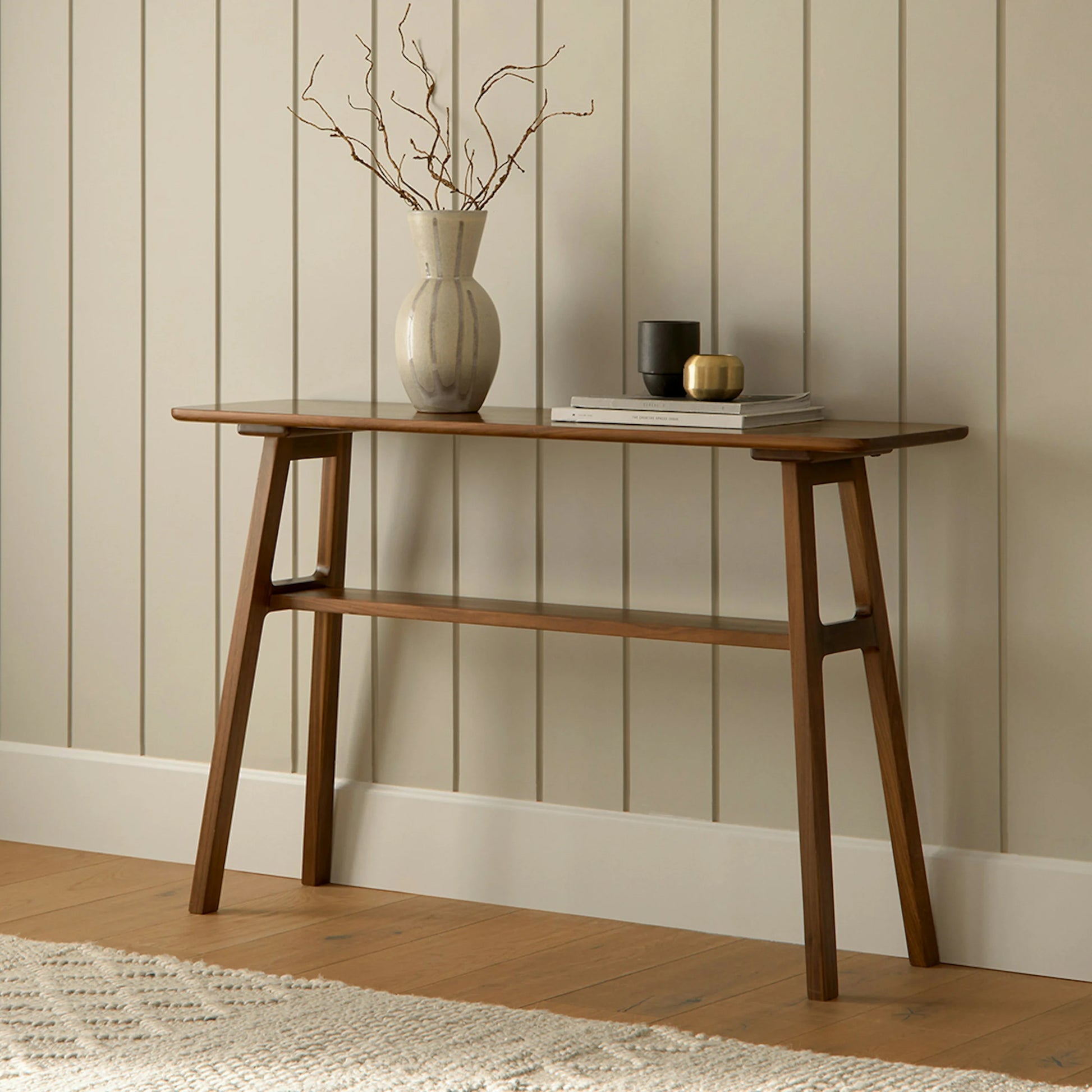 Kirun 47" Console