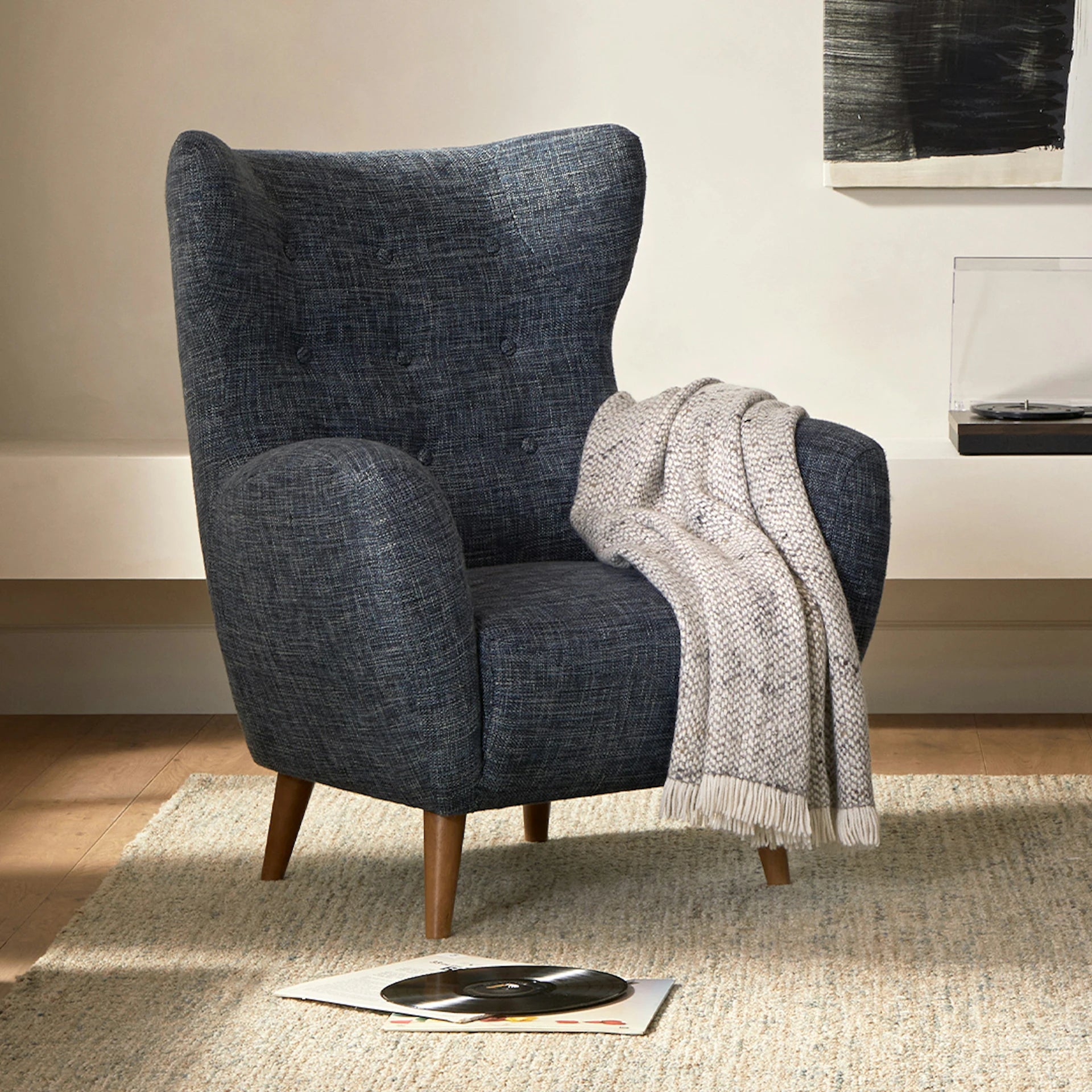 Mod 35" Lounge Chair