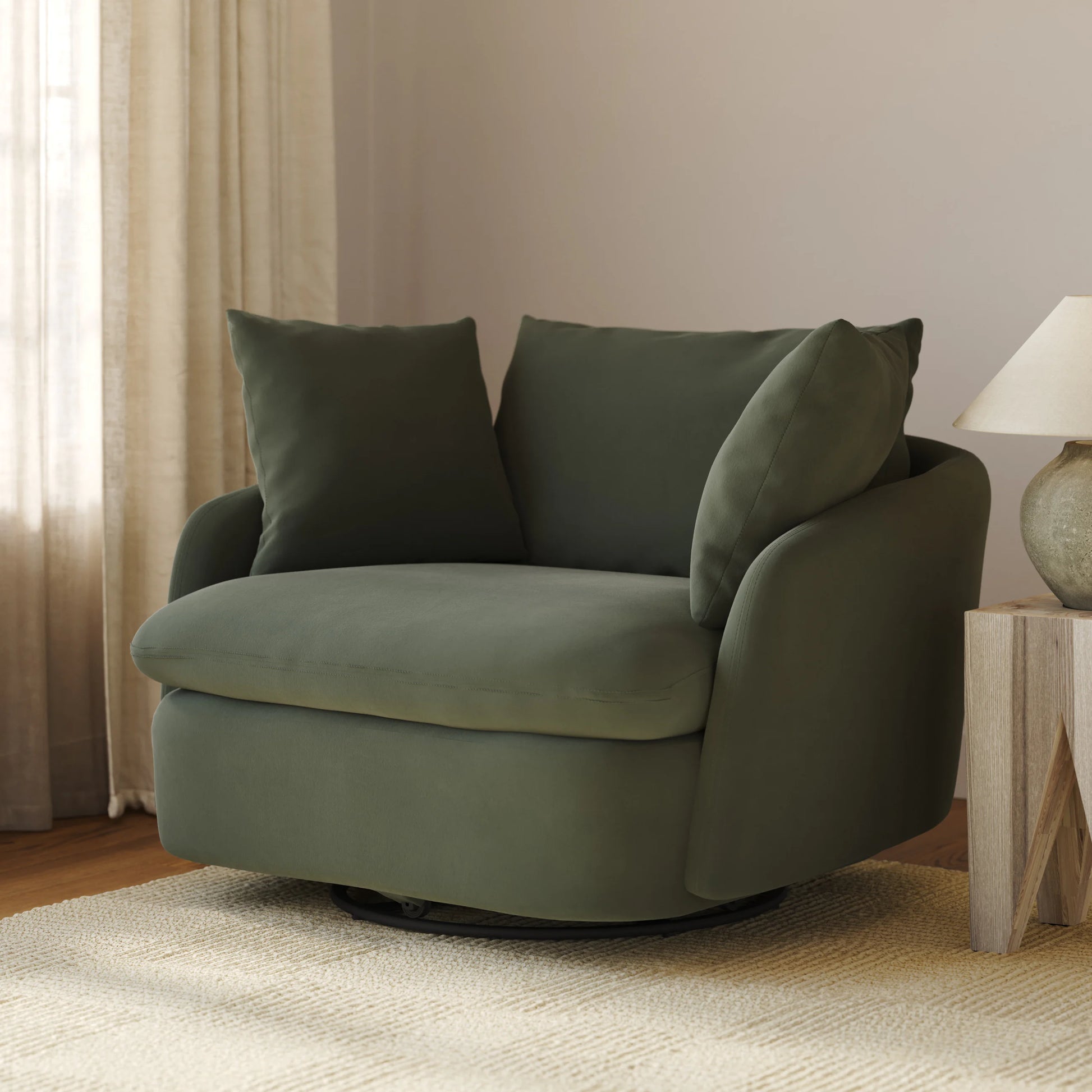 Leigh 47" Swivel Lounge Chair