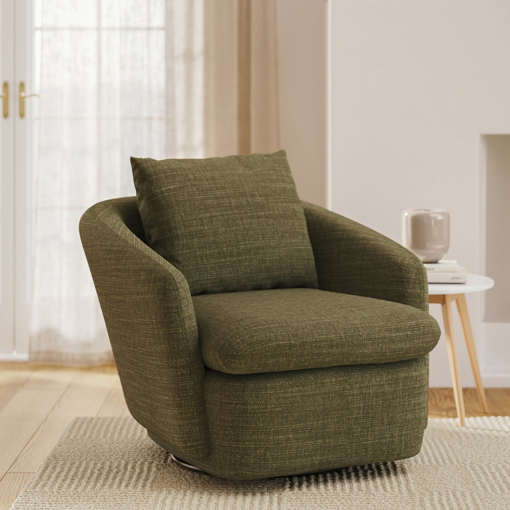 Leigh 47" Swivel Lounge Chair