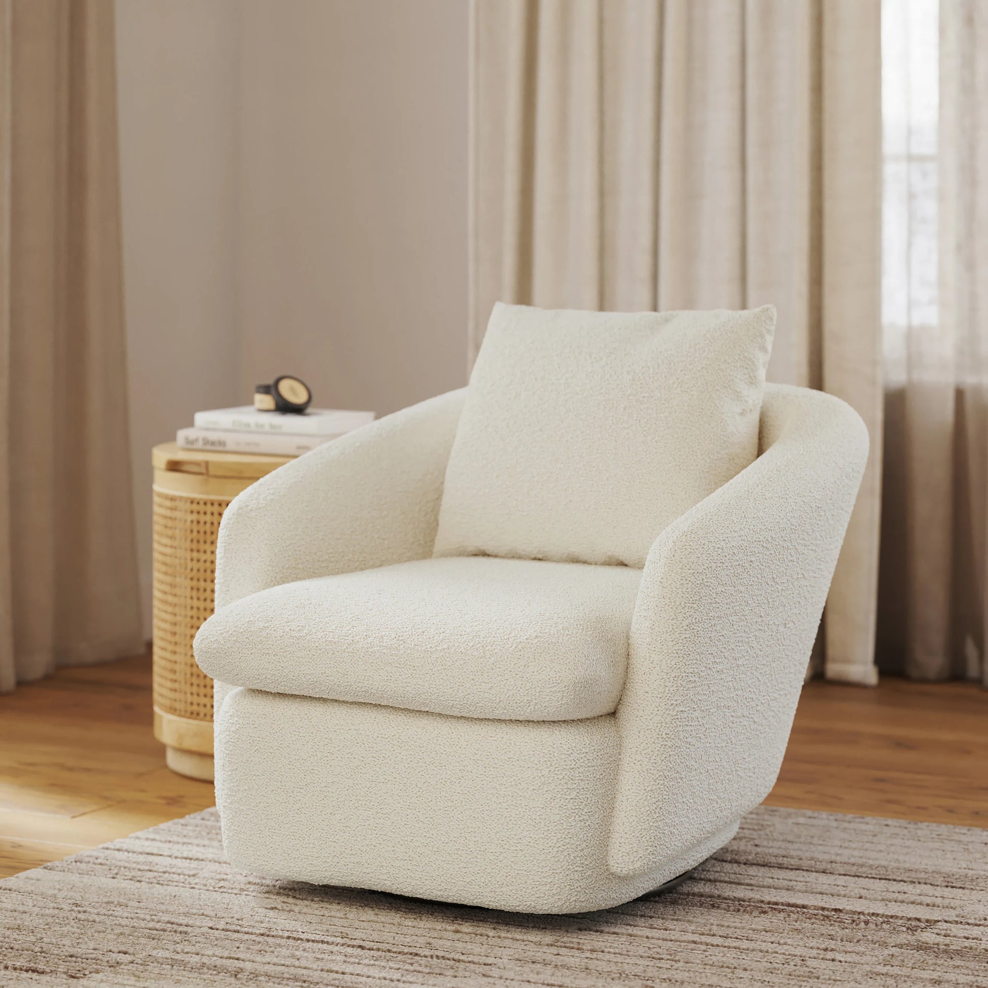 Leigh 47" Swivel Lounge Chair