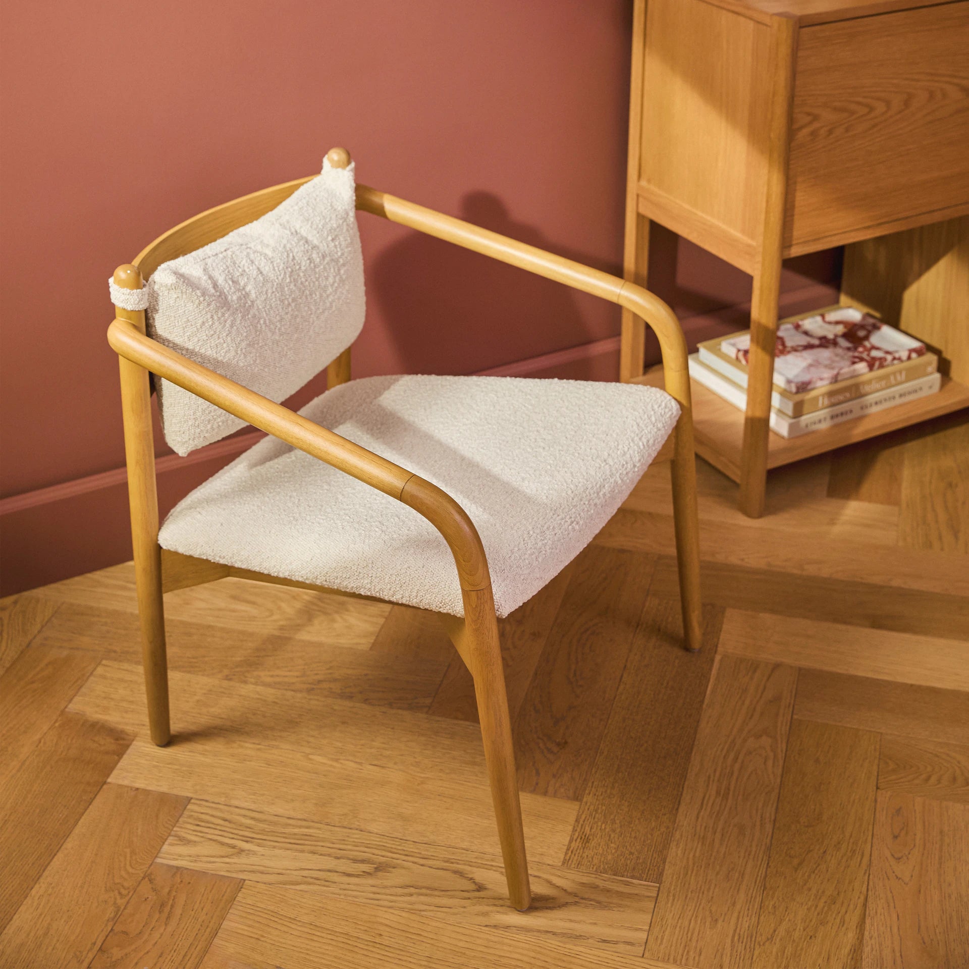 Lento 25" Lounge Chair - Ivory Bouclé