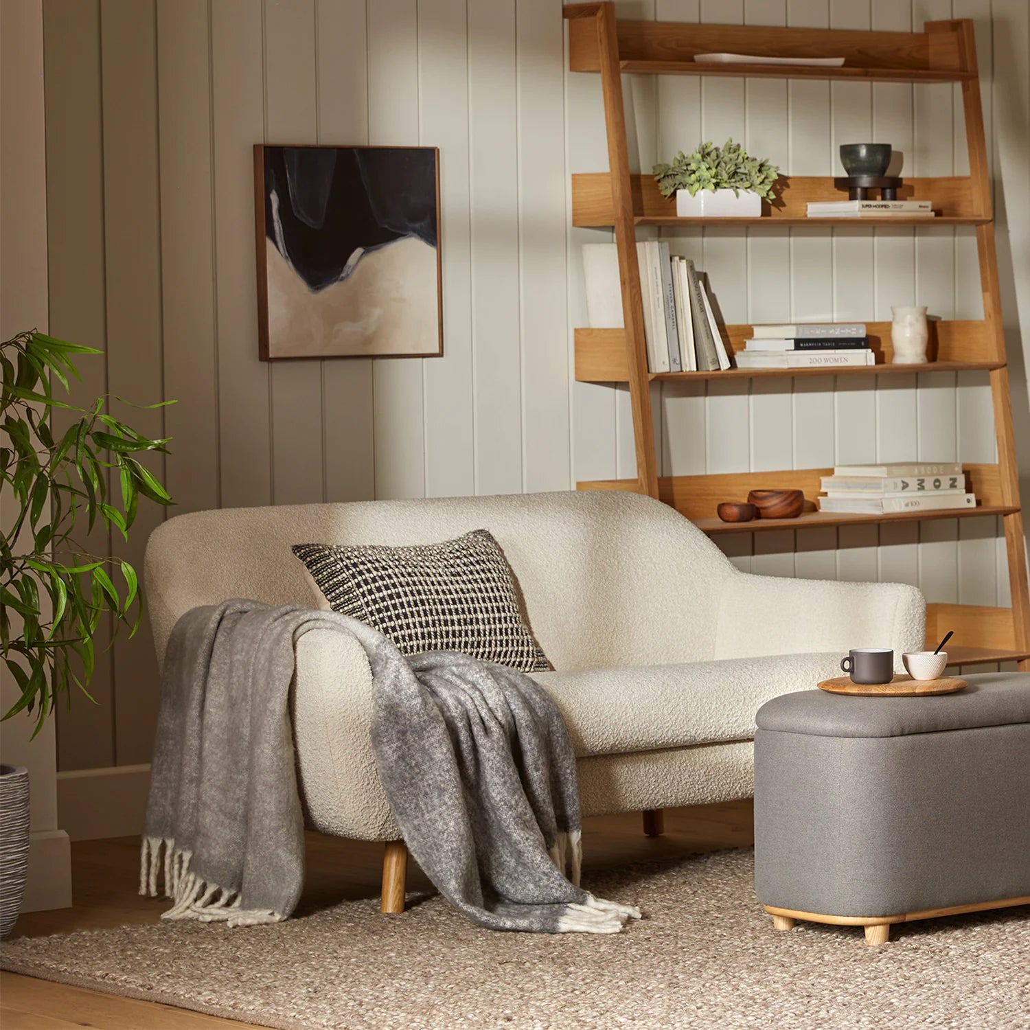 Gabriola 64" Loveseat