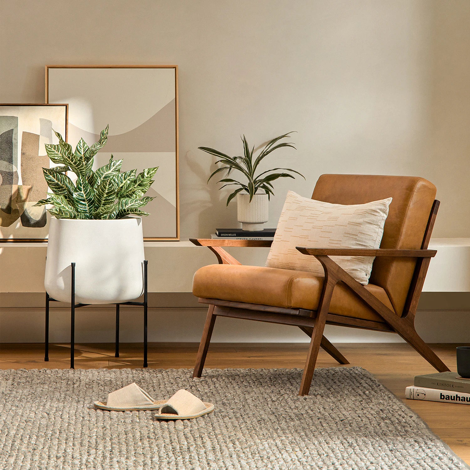 Otio 26" Leather Lounge Chair