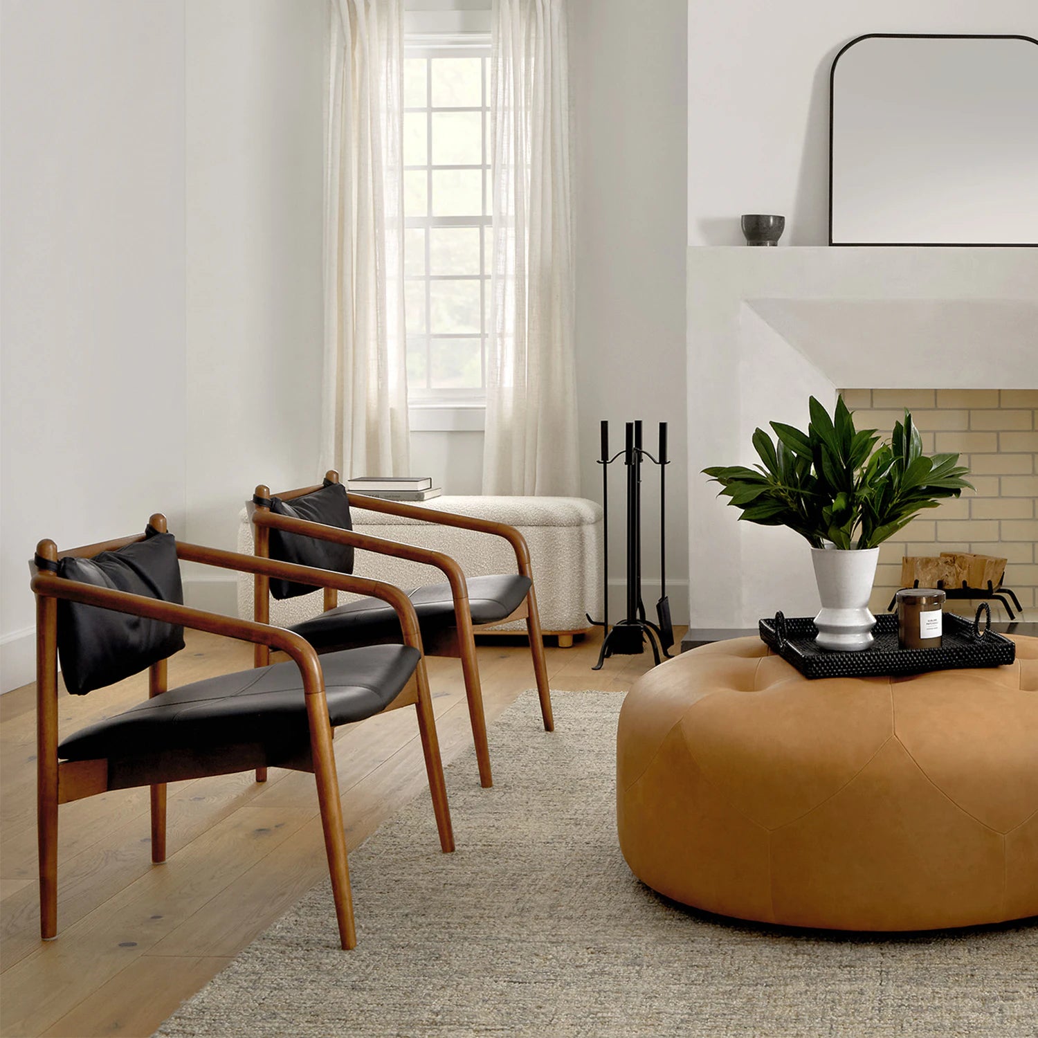 Lento 25" Leather Lounge Chair