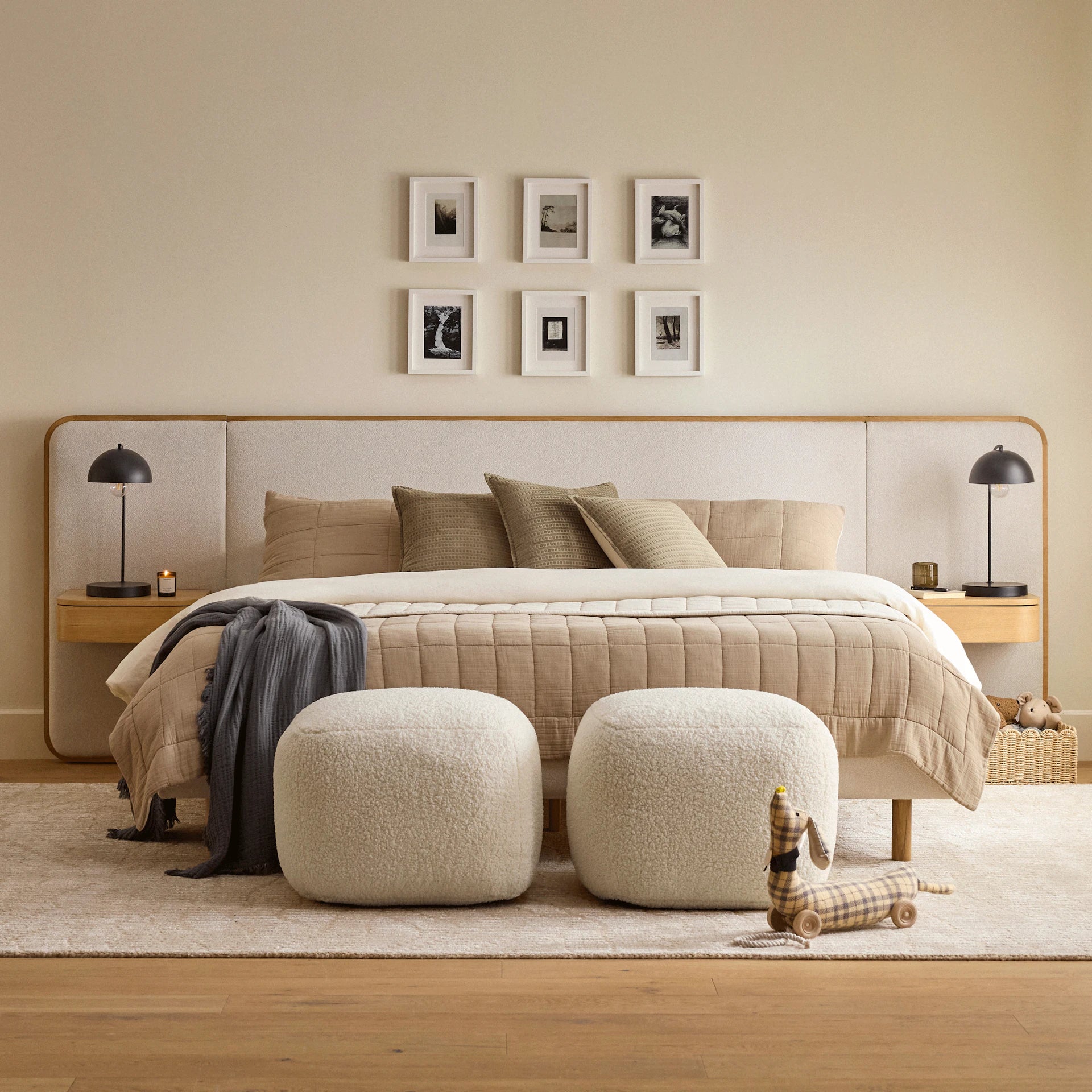 Petter 25" Pouf - Short Shearling White