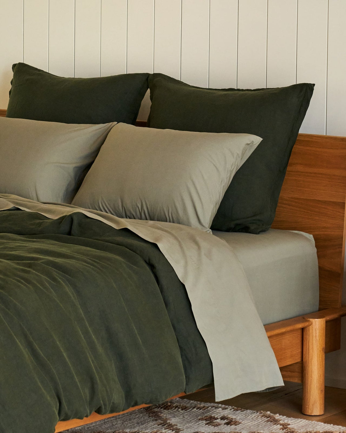 Percale Fitted Sheet (Moss)