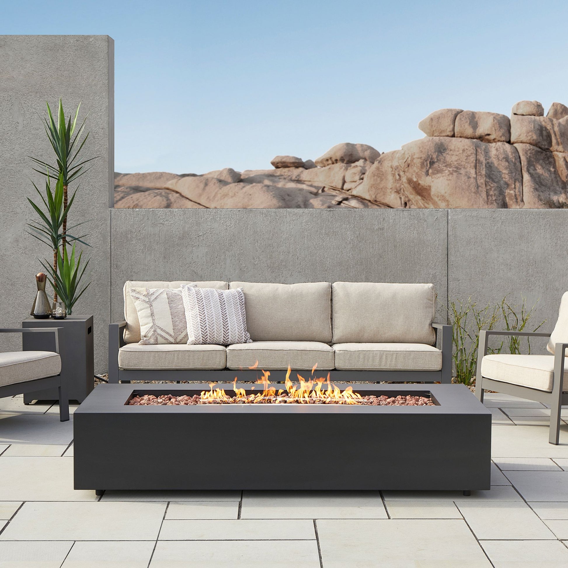 Rutland Rectangle Fire Pit Table (42"–70")