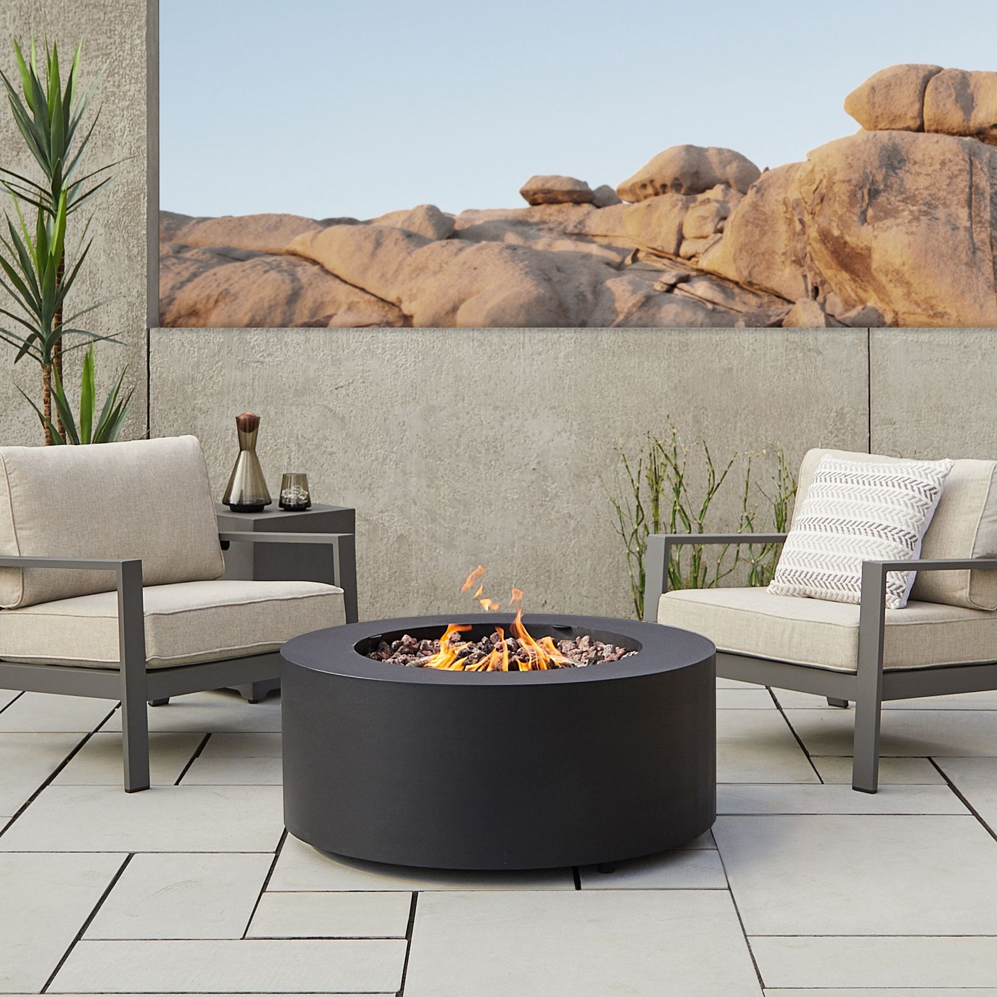 Rutland Round Fire Pit Table (36")