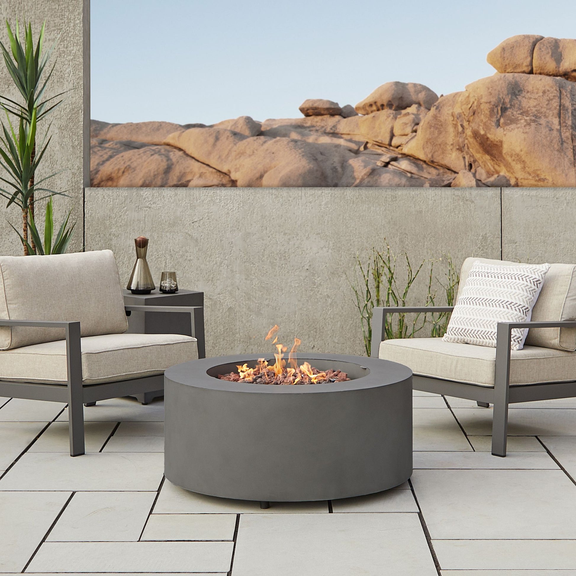 Rutland Round Fire Pit Table (36")